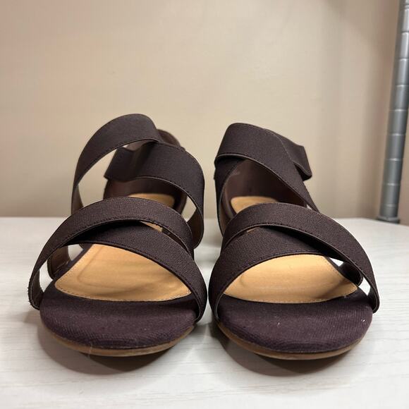 Cloudwalkers By Avenue Barbara Sandals Womens 8 W Deep Purple Strappy Slip Ons - Picture 2 of 8